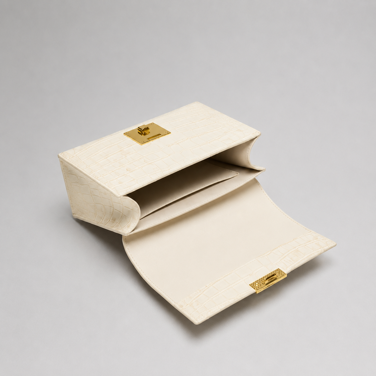 The Duchesse Evening Bag
